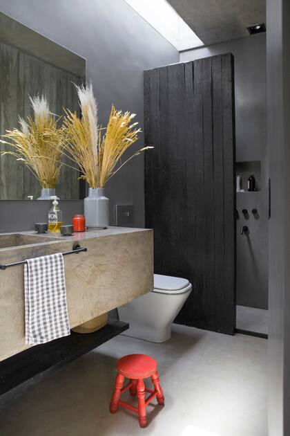 Mampara de madera quemada (Joaquín Campos).