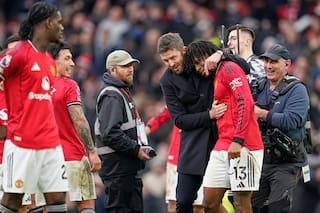 Man United sorprende 2-0 al Man City en el debut de Michael Carrick como técnico