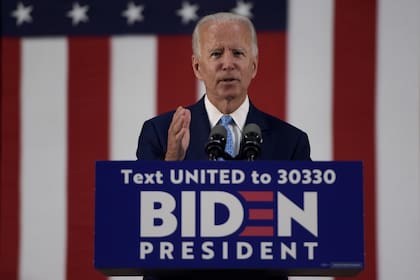 Biden "entendería que su primer deber, siempre, es con el pueblo estadounidense", sostiene The New York Times en su editorial