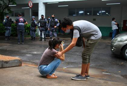 Escenas de desesperación en Manaos, Brasil