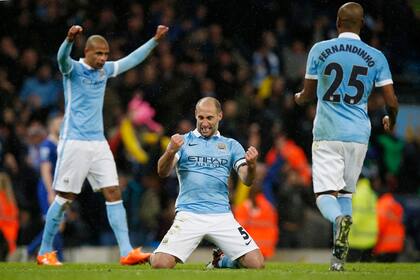 Manchester City festejó ante Aston Villa