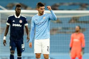 Goles desde el banco: Manchester City derrotó a Olympiakos y se acerca a octavos