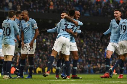 Manchester City volvió a ser líder, aunque Liverpool tiene un partido menos