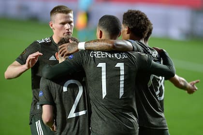 Manchester United festejó en Granada, con un triunfo que lo deja muy bien parado para la revancha.