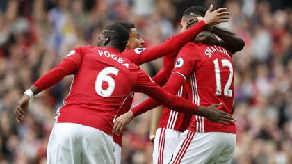 Manchester United golea a Leicester