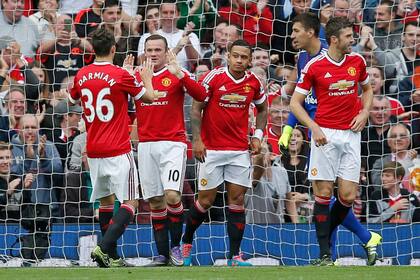 Manchester United quedó líder de la Premier League