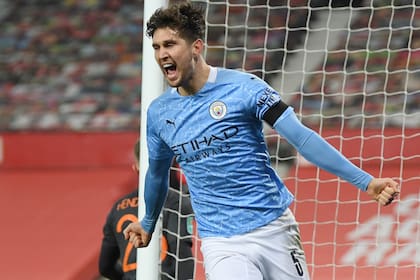 Festejo de gol de John Stones