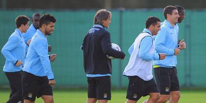 Mancini podría contar con Tevez para el final de la temporada