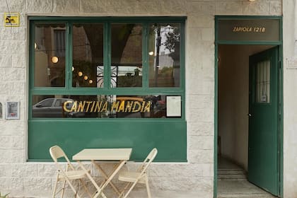 Mandia: comida simple que apela a la nostalgia