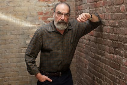 Mandy Patinkin retoma su personaje de Saul Berenson, en la última temporada de Homeland