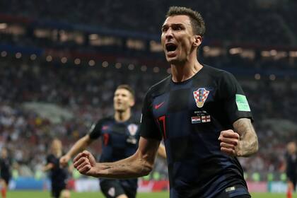 Mandzukic celebra el 2 a 1 para Croacia