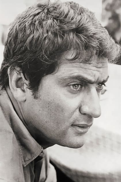 Maneco, como le decían desde chico, era un hombre introvertido y tranquilo, muy fiel a sus amigos