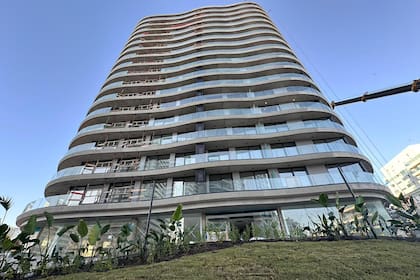 Manglar Albor es un proyecto situado en la parada 6 de La Brava