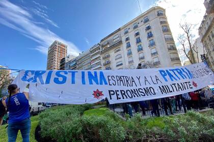 Manifestación en apoyo a la vicepresidenta Cristina Fernández de Kirchner.