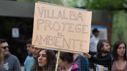 Manifestación en respaldo a Ricardo Villalba, ayer al mediodía, en Mendoza