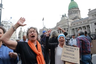 Más de 20 organizaciones reclaman al Congreso que rechace el DNU de Milei sobre la SIDE