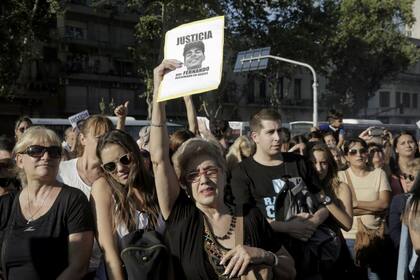 Manifestación frente al Congreso por el asesinato de Fernando Baez Sosa en Villa Gesell