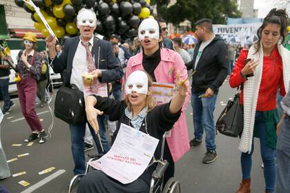 Manifestaciones en el centro porteño contra los tarifazos y el FMI