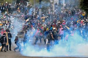 A pesar de un gesto conciliador de Guillermo Lasso, la protesta indígena intentó tomar el Congreso 