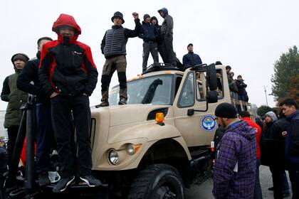 Los manifestantes tomaron las calles exigiendo la renuncia del presidente