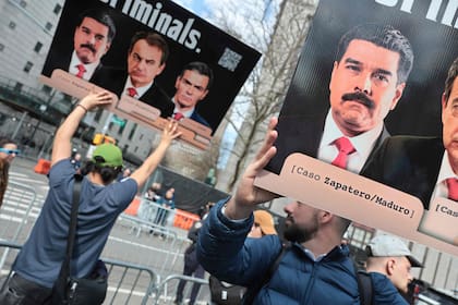Manifestantes en Nueva York durante una marcha en contra de Maduro