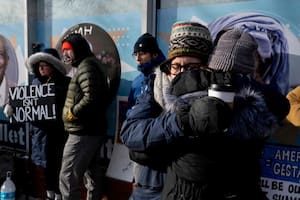 En plena tormenta política, Trump afirma que el gobierno está “revisando todo” por la muerte del enfermero en Minneapolis