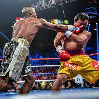 Manny Pacquiao y Floyd Mayweather se enfrentaron en mayo de 2015 (X @FloydMayweather)