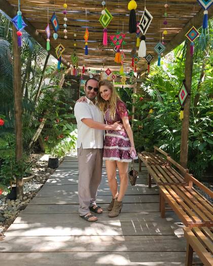 Manola Diez con su esposo Alejandro Gamboa (Instagram @diezmanola)