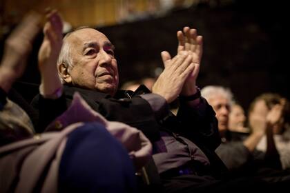 Manolo Juárez, en el gran homenaje que sus colegas le realizaron en el CCK