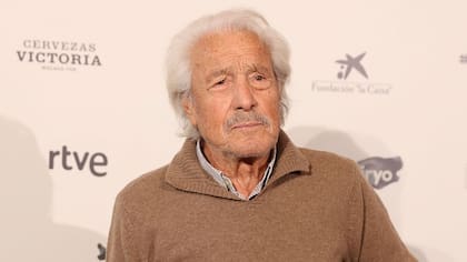 Manolo Zarzo debutó en el cine en 1951 con la película Día tras día, la cual lo catapultó al estrellato