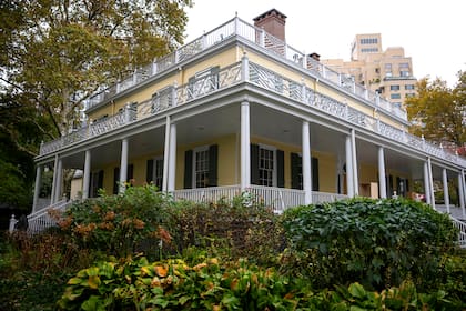 Mansión Gracie, residencia oficial del alcalde de la ciudad, en el Upper East Side de Manhattan, 29 de octubre de 2025. La residencia, con cinco habitaciones, un salón de baile y un chef a tiempo completo, es totalmente diferente del apartamento con renta estabilizada de $2,300 al mes que el alcalde electo Zohran Mamdani y su esposa tienen en Astoria, un barrio de Queens.