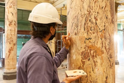 Mantener los detalles originales es el objetivo que guía al equipo multidisciplinario