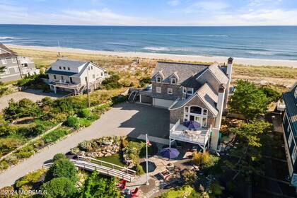 Mantoloking es conocido por su enfoque en actividades acuáticas (sothebysrealty)