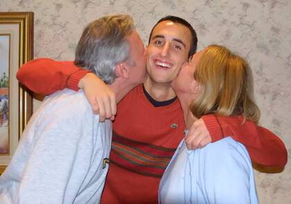 Manu Ginóbili con sus padres