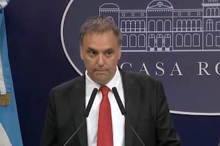 La fiscalía activó la investigación sobre Adorni por supuesto enriquecimiento ilícto