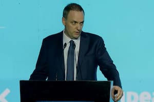 A qué hora habla Manuel Adorni en el Congreso