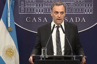 A qué hora es la conferencia de prensa de Manuel Adorni