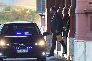 El plan de la ultragestión libertaria en el Gobierno y el Congreso para ganar aire ante el caso Adorni