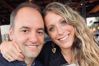 Una diputada denunció a Adorni por un contrato de la consultora de su esposa con una naviera y por dos licitaciones