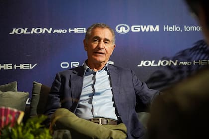 Manuel Antelo: “El plan que tenemos con Decathlon es abrir 20 tiendas en la Argentina, comenzando por Buenos Aires donde queremos estar inaugurando las primeras dos este año"