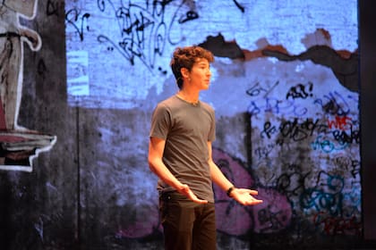 Manuel Fernández Burda y su charla en los Clubes Ted-Ed