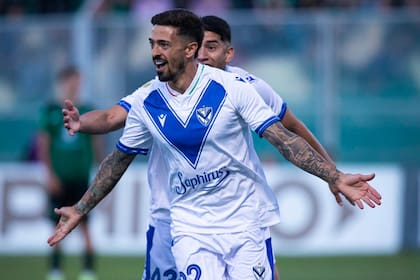 Manuel Lanzini dejó River para sumarse a Vélez y ya se convirtió en uno de los jugadores más destacados