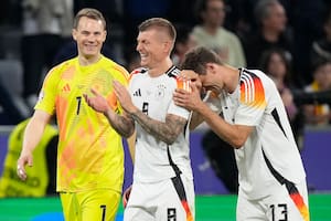 Alemania en la Eurocopa, Fórmula 1 en España, el debut del Uruguay de Bielsa, Sinner en una final y Canapino