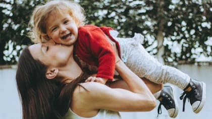 Manuela y la pequeña Amparo