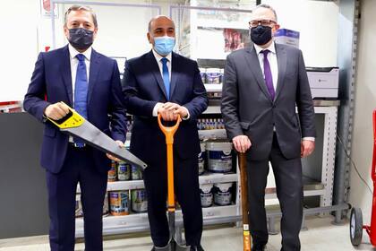 Manzur junto a Gray y el ministro de Desarrollo Productivo, Matías Kulfas