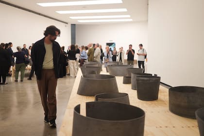 Maquetas de los "Torqued Ellipses" de Richard Serra