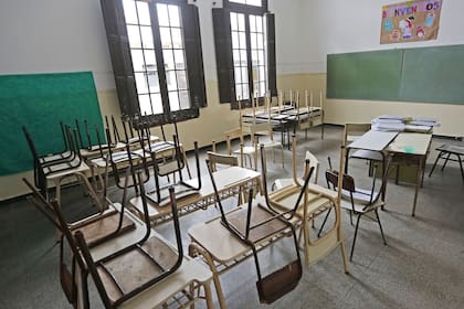 El gobierno porteño apuesta a empezar el camino de regreso a las clases presenciales
