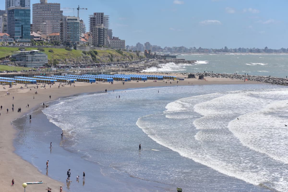 Casi 1,4 millones de turistas gastaron $249.370 millones en el último fin de semana largo del año