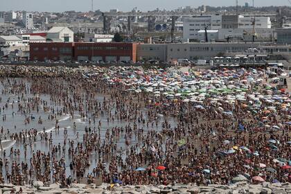 Mar del Plata disfruta del mejor verano de los últimos años con una ocupación a pleno