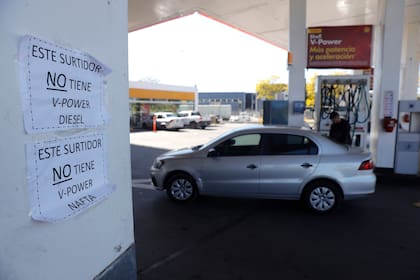 Falta de Combustibles en Mar del Plata: estación Shell de Av. Constitución y Ruta 2